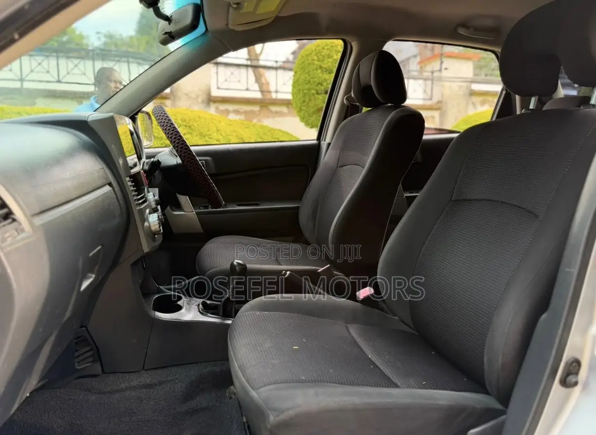 Toyota Rush 1.5 AWD 2007 Silver