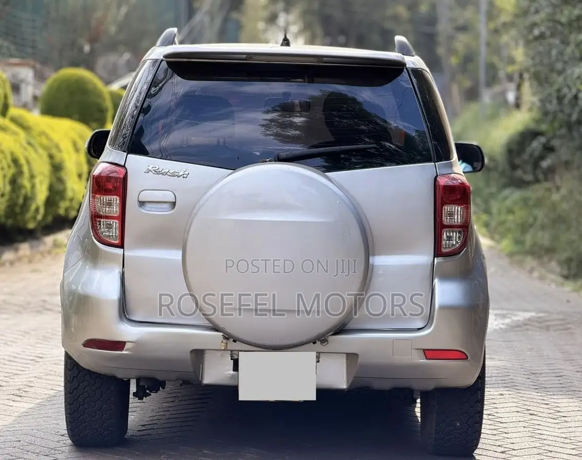 Toyota Rush 1.5 AWD 2007 Silver