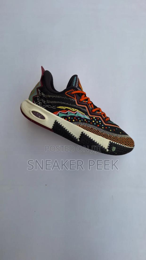 Basketball Shoes "Kai 2" - main view