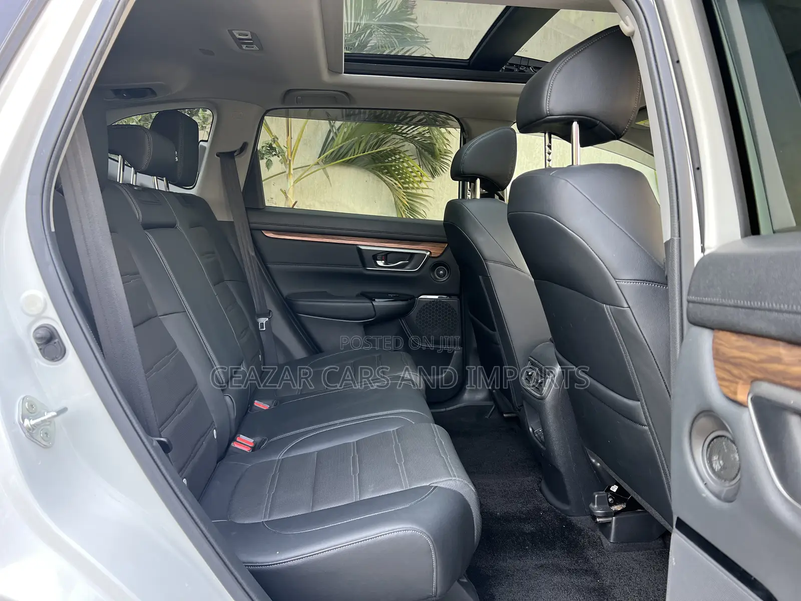 Honda CR-V Touring AWD 2019 White