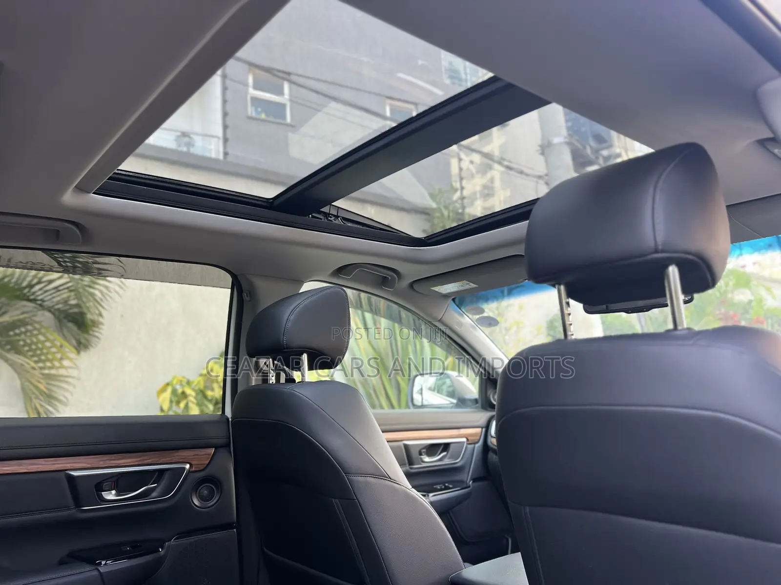 Honda CR-V Touring AWD 2019 White