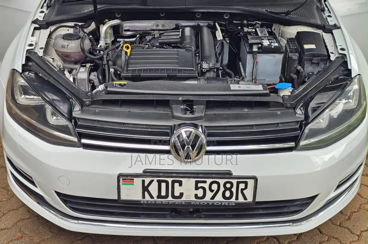 Volkswagen Golf 2014 White