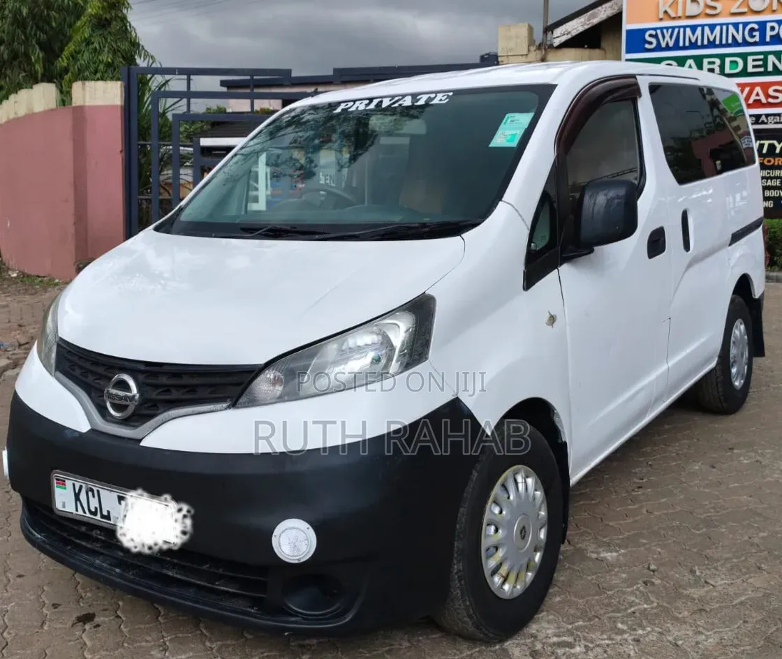 Nissan NP200 2012 White