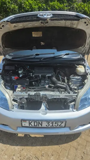 Toyota Rush 1.5 AWD 2014 Silver