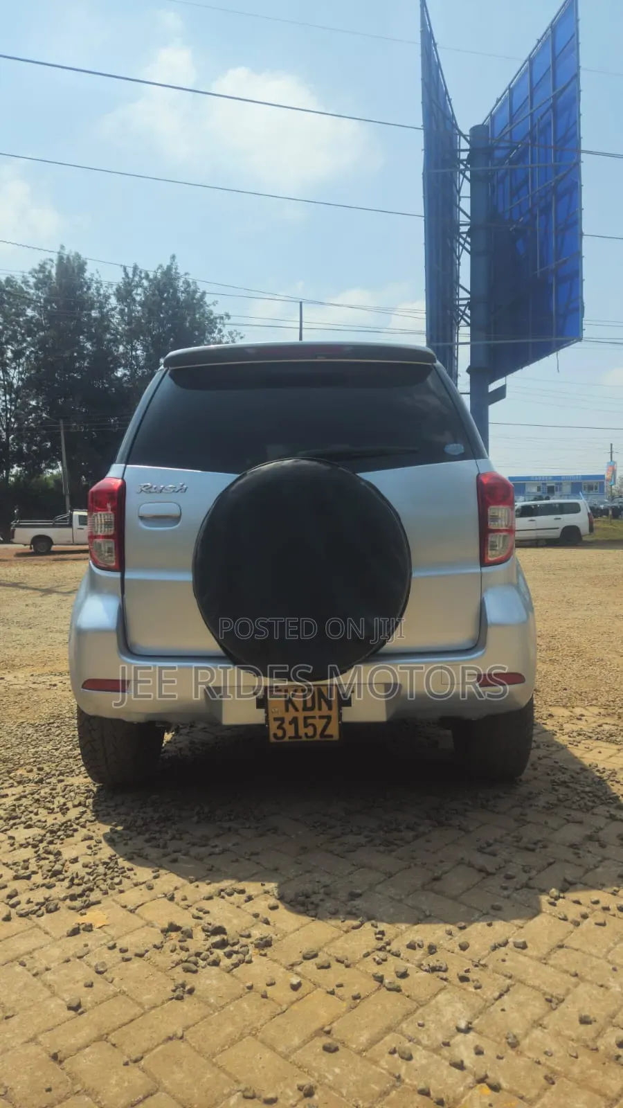Toyota Rush 1.5 AWD 2014 Silver