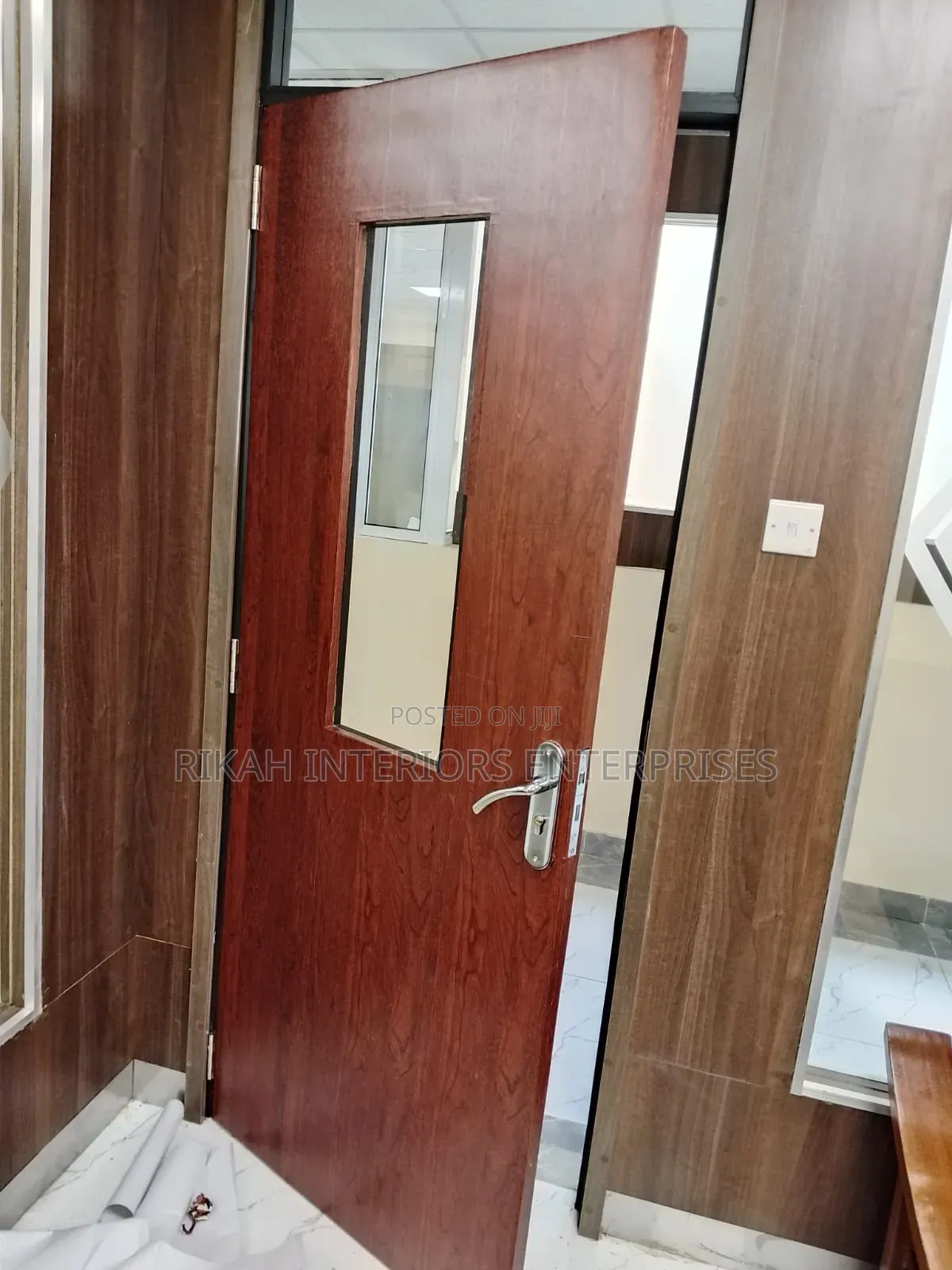Wood Effect Contact Papers to Cover Doors, Cabinets and Shelves