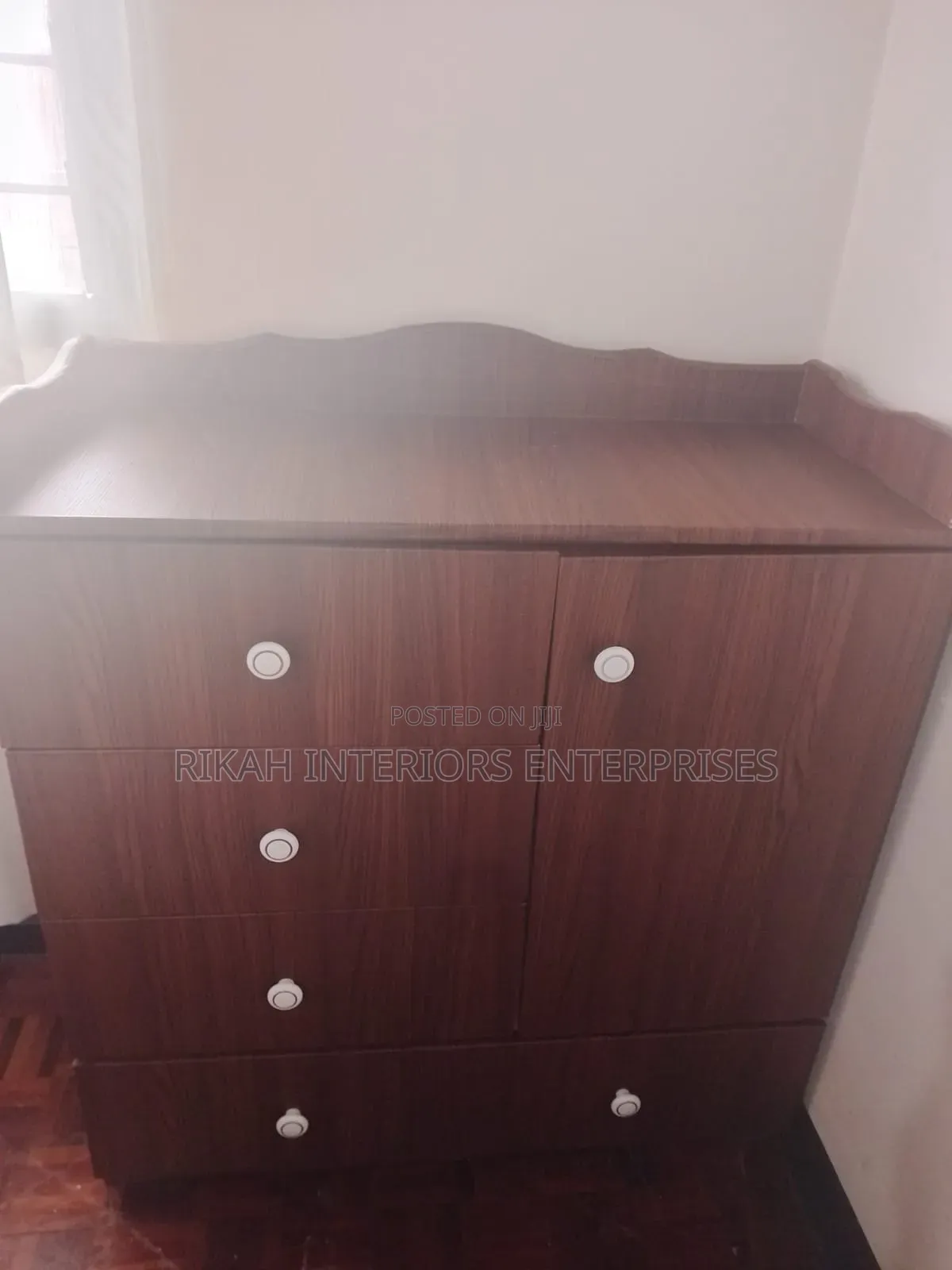 Wood Effect Contact Papers to Cover Doors, Cabinets and Shelves