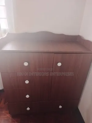Wood Effect Contact Papers to Cover Doors, Cabinets and Shelves