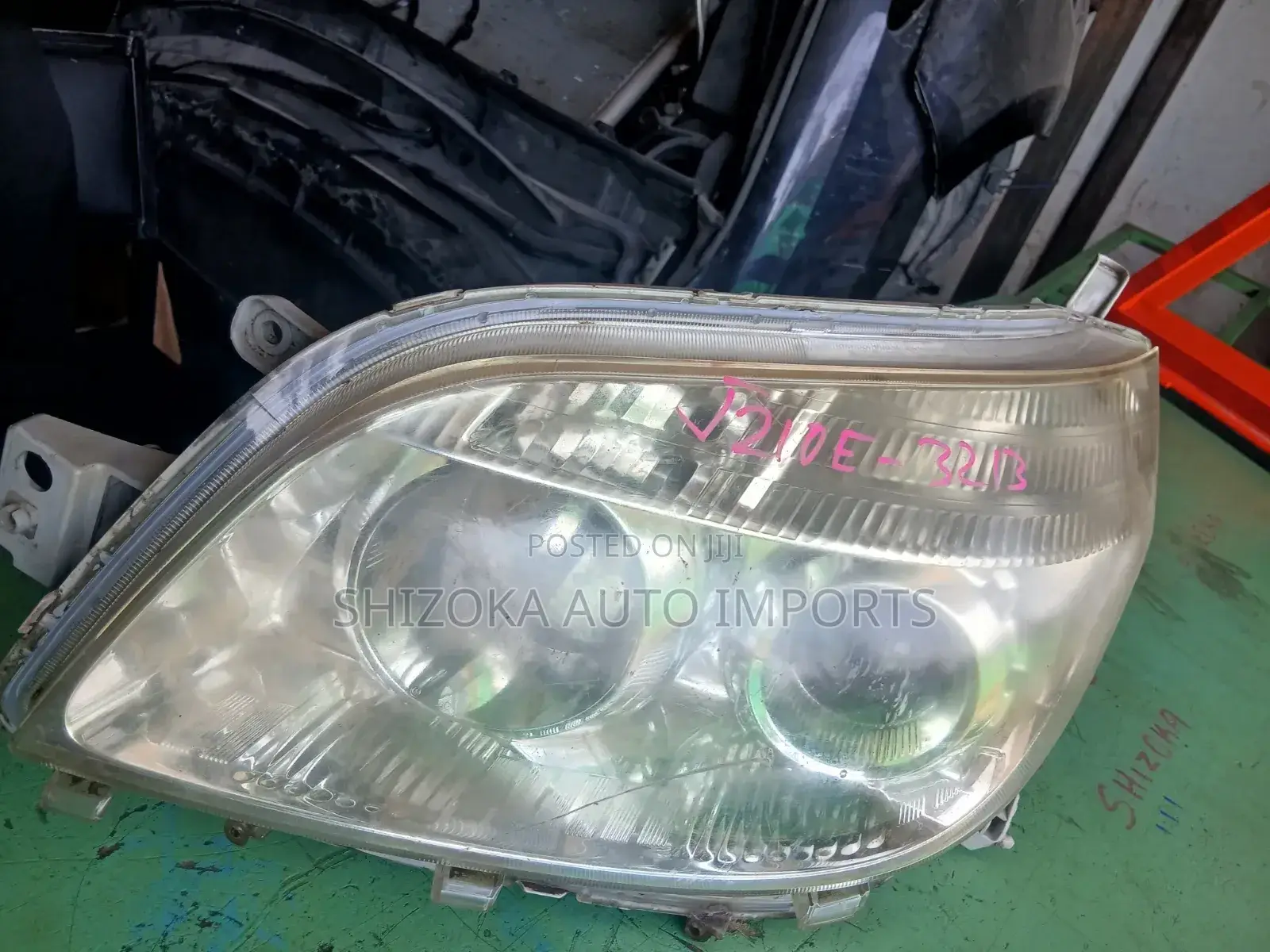 Toyota Rush LH Headlight Xenon