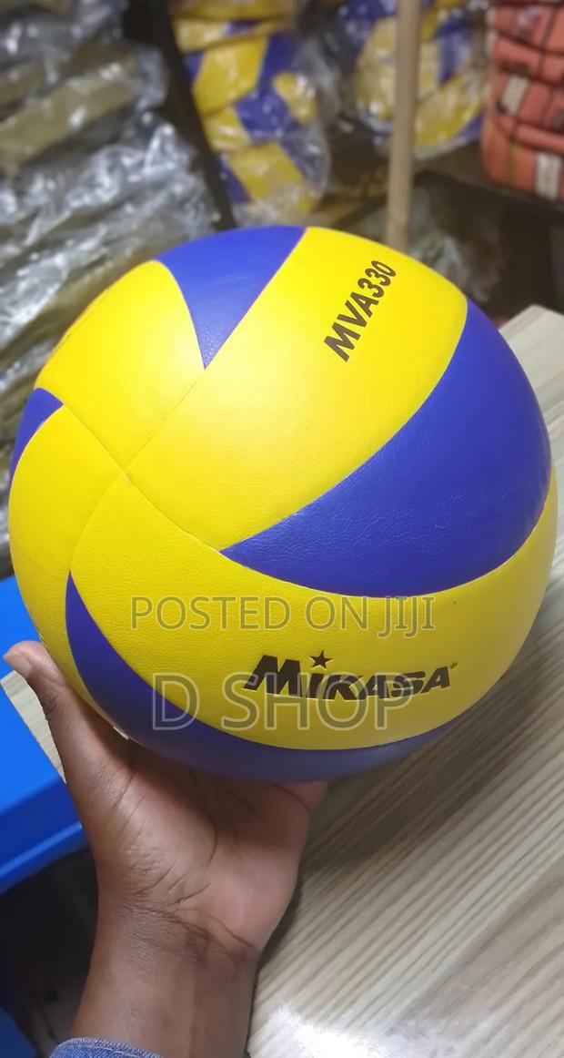 MVA330 Volleyball Mikasa