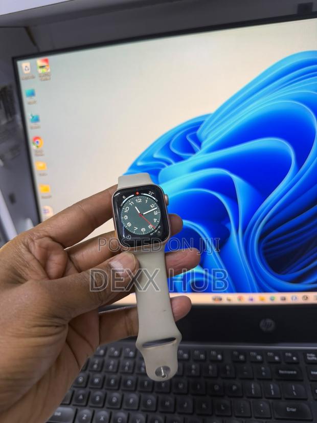 Apple Watch Series 5 40MM