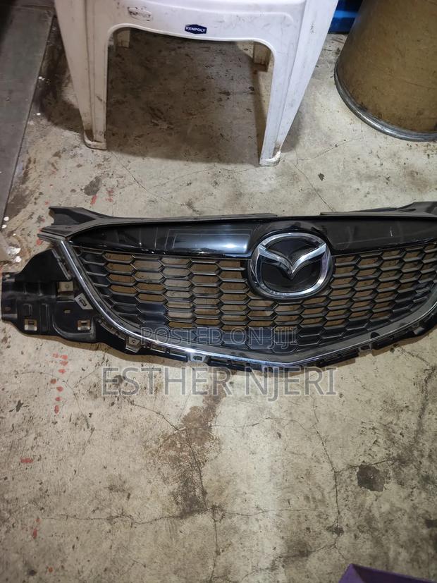Mazda CX 5 2013 Grill