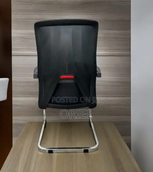 Office Chair : Sled Base Visitor Waiting Chair