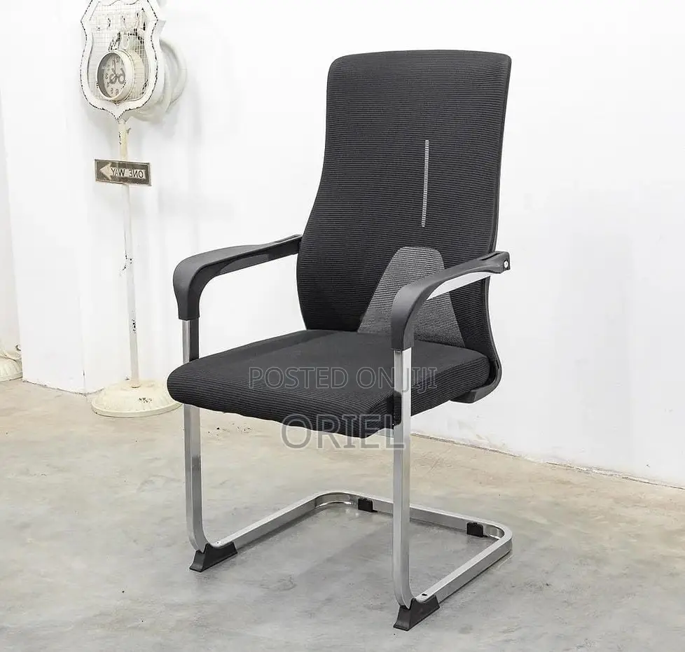 Office Chair : Sled Base Visitor Waiting Chair