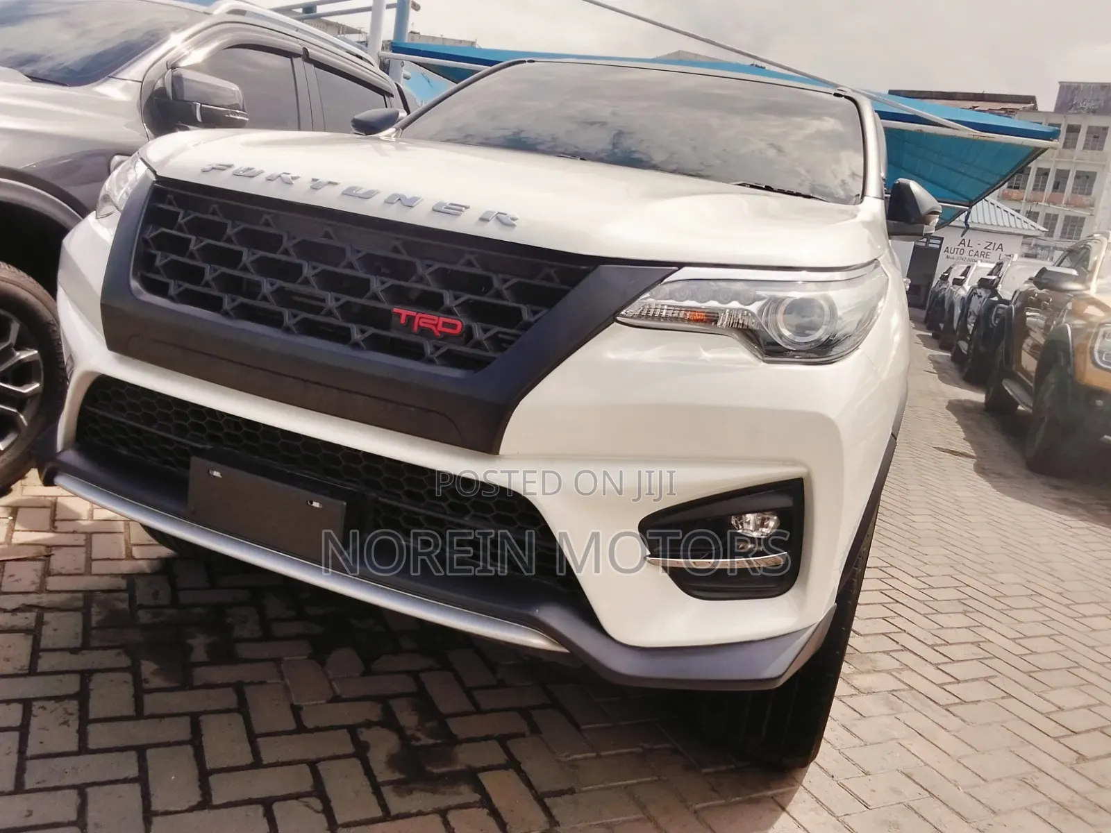 Toyota Fortuner 2023 Black