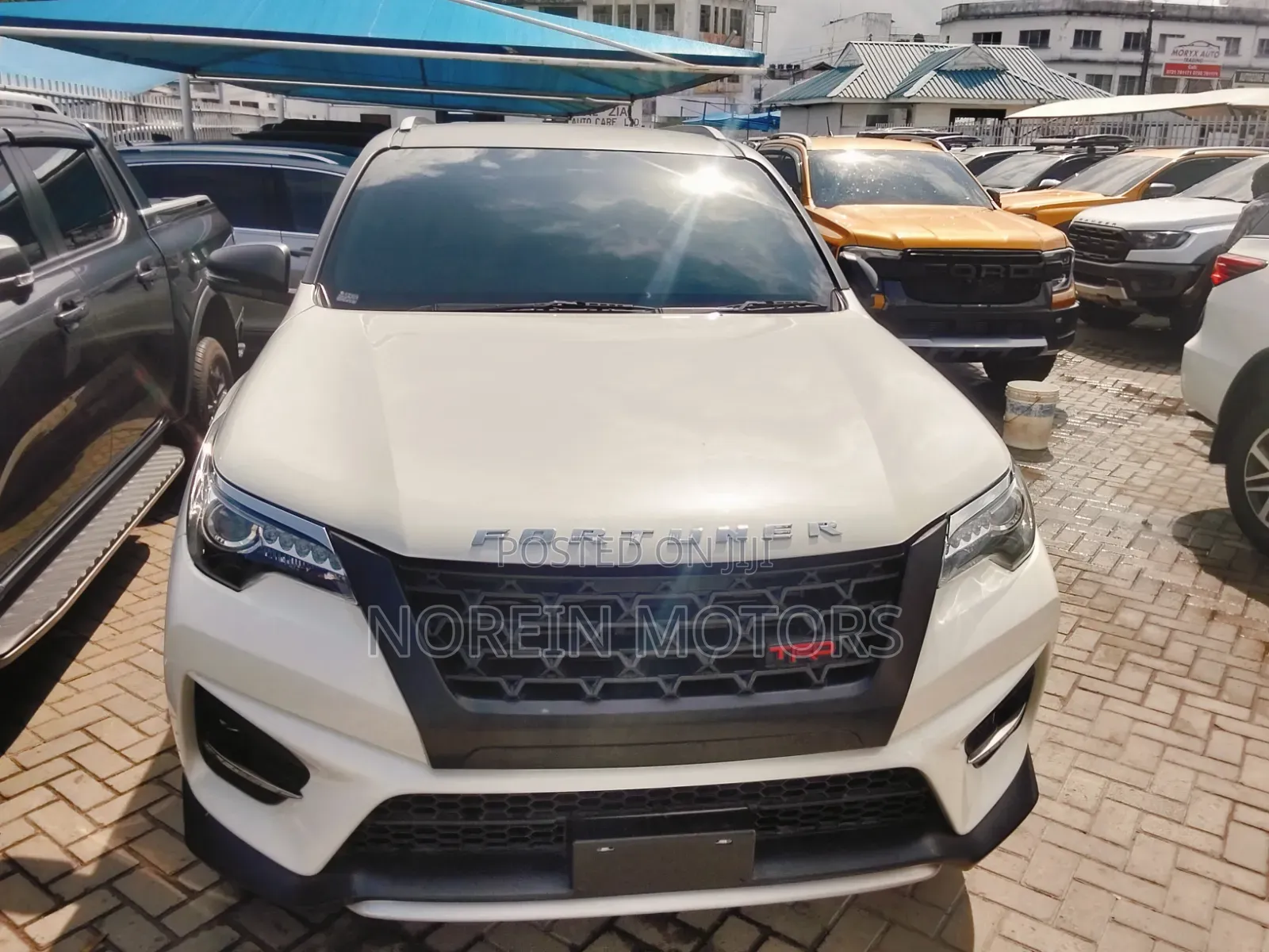 Toyota Fortuner 2023 Black