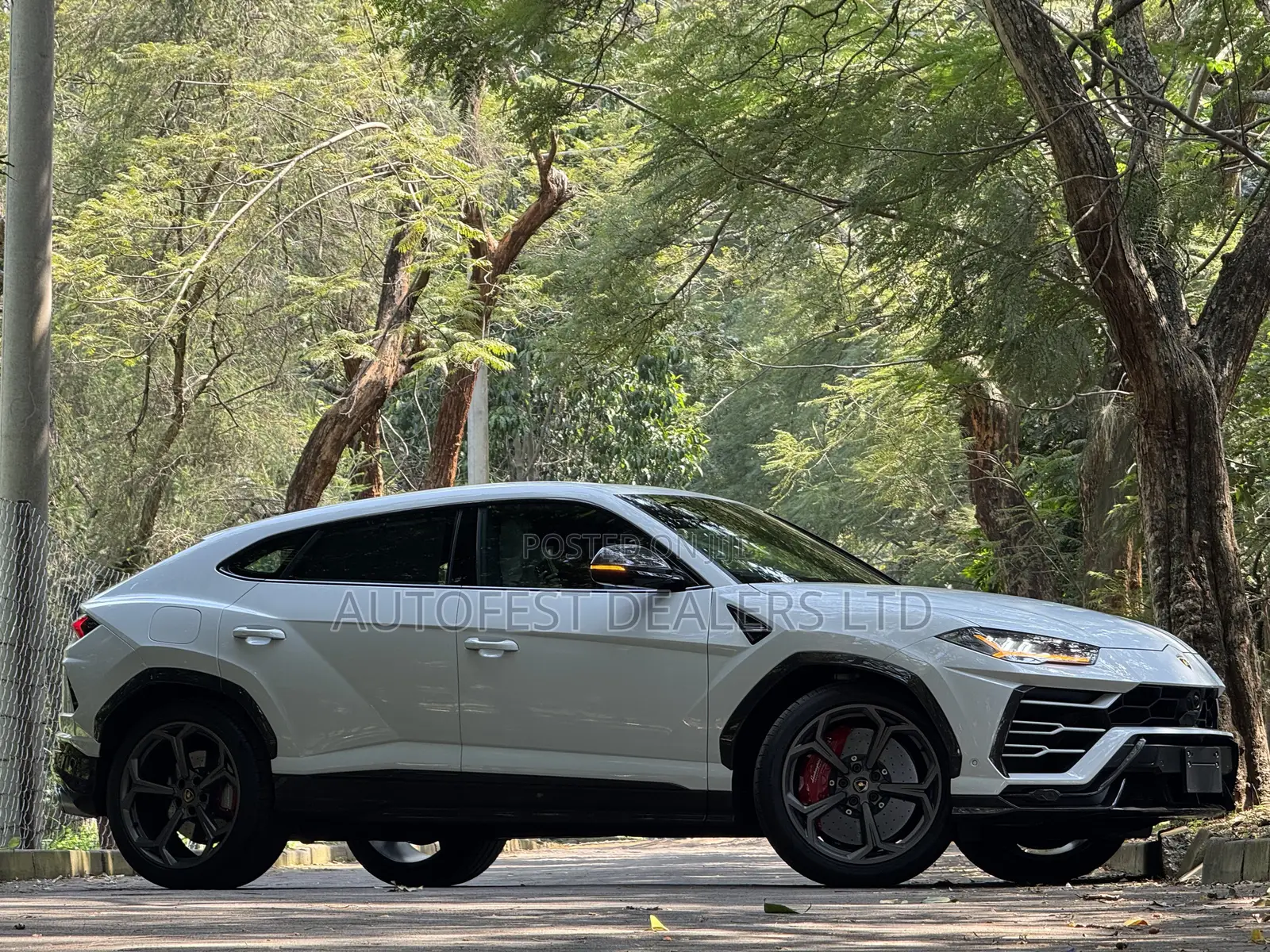 Lamborghini Urus Base 4dr AWD 2020 White