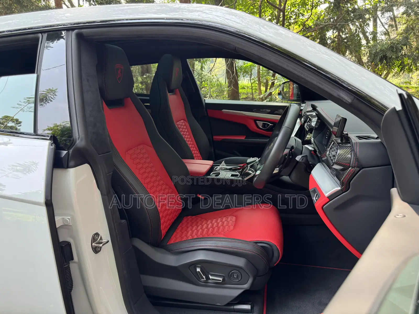 Lamborghini Urus Base 4dr AWD 2020 White