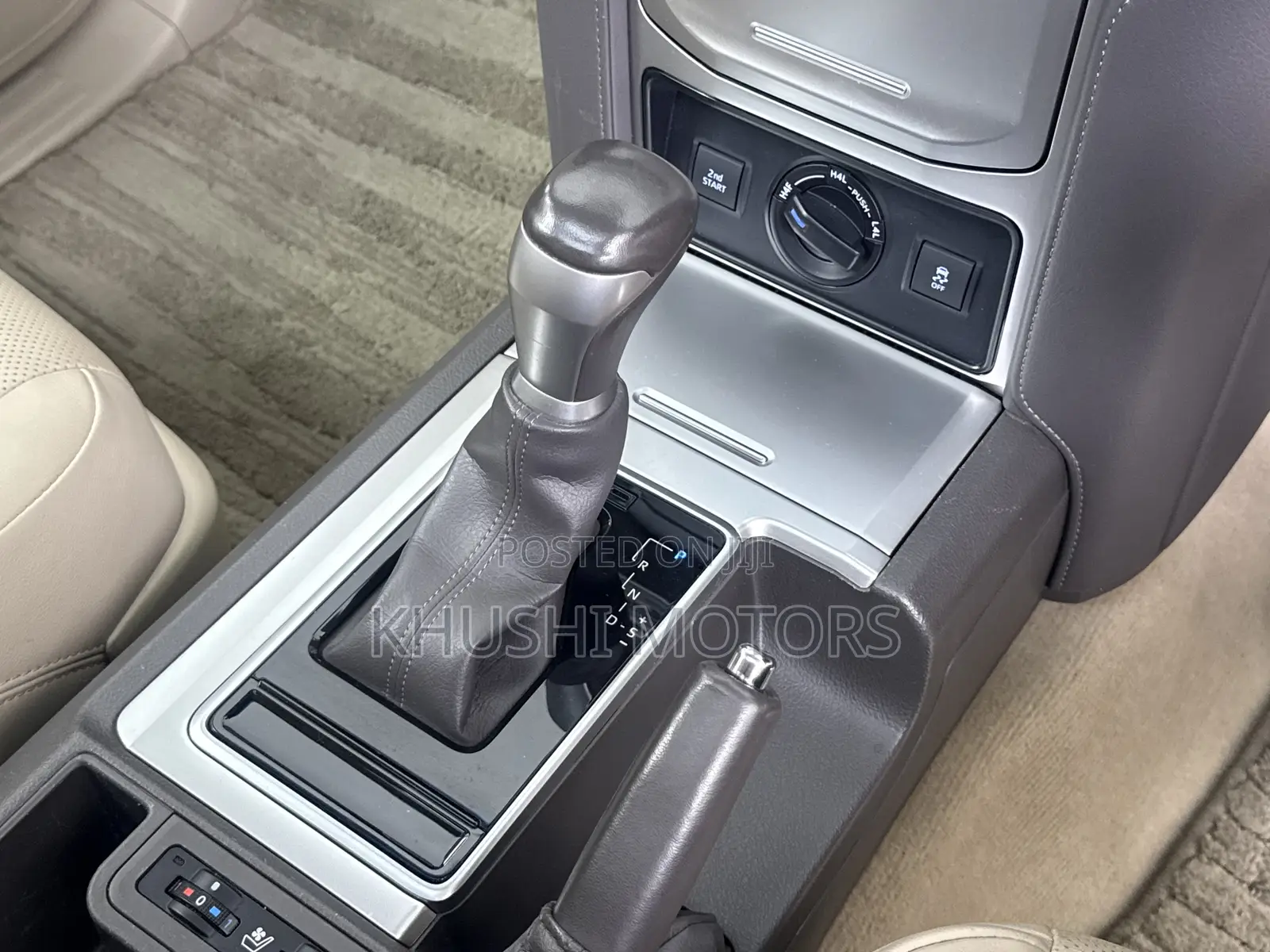 Toyota Land Cruiser Prado 2019 Pearl