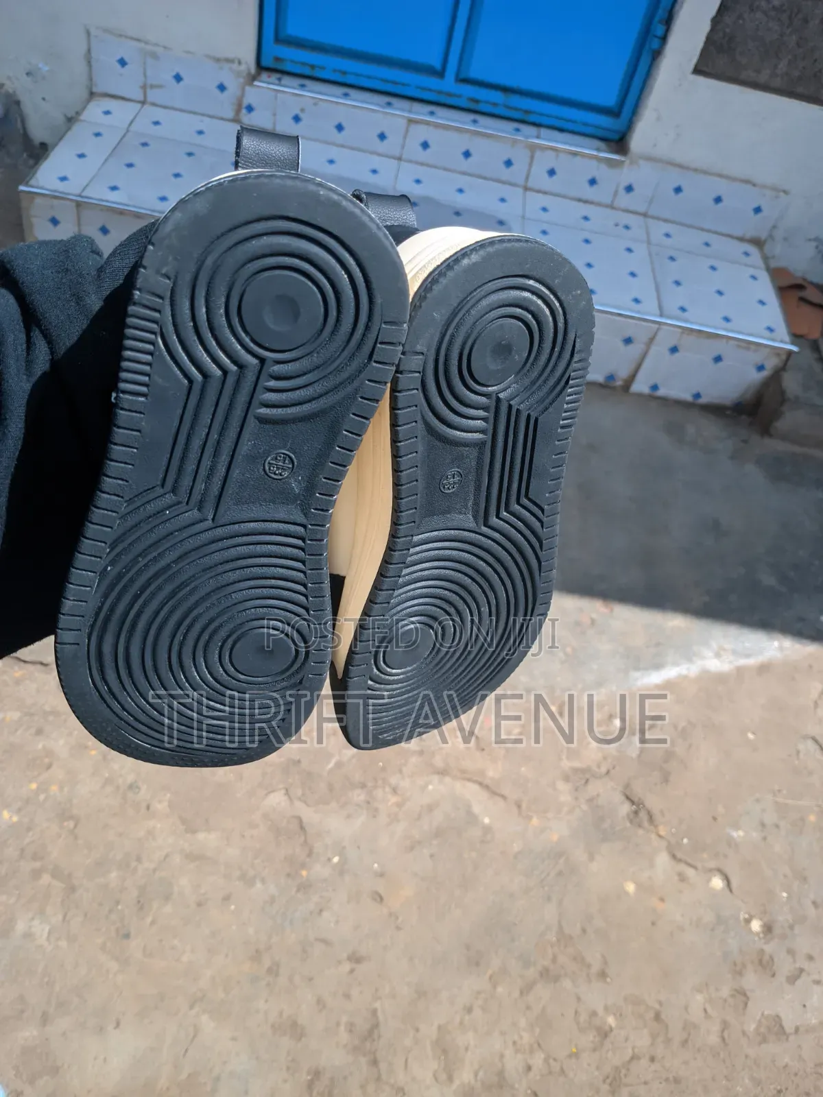 Black Chunky Sneakers Size 37– Thrifted