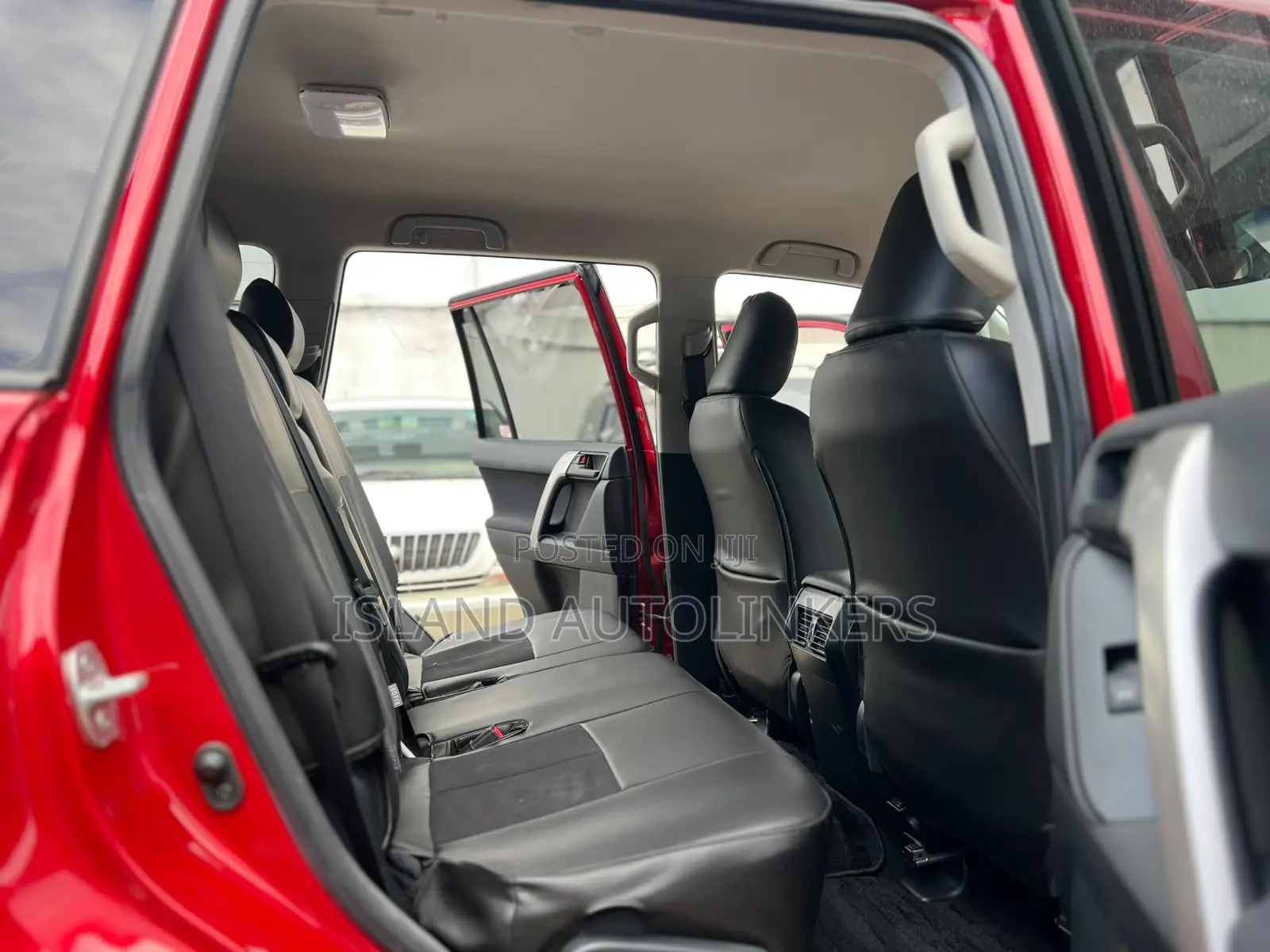 Toyota Land Cruiser Prado 2.7 2019 Red