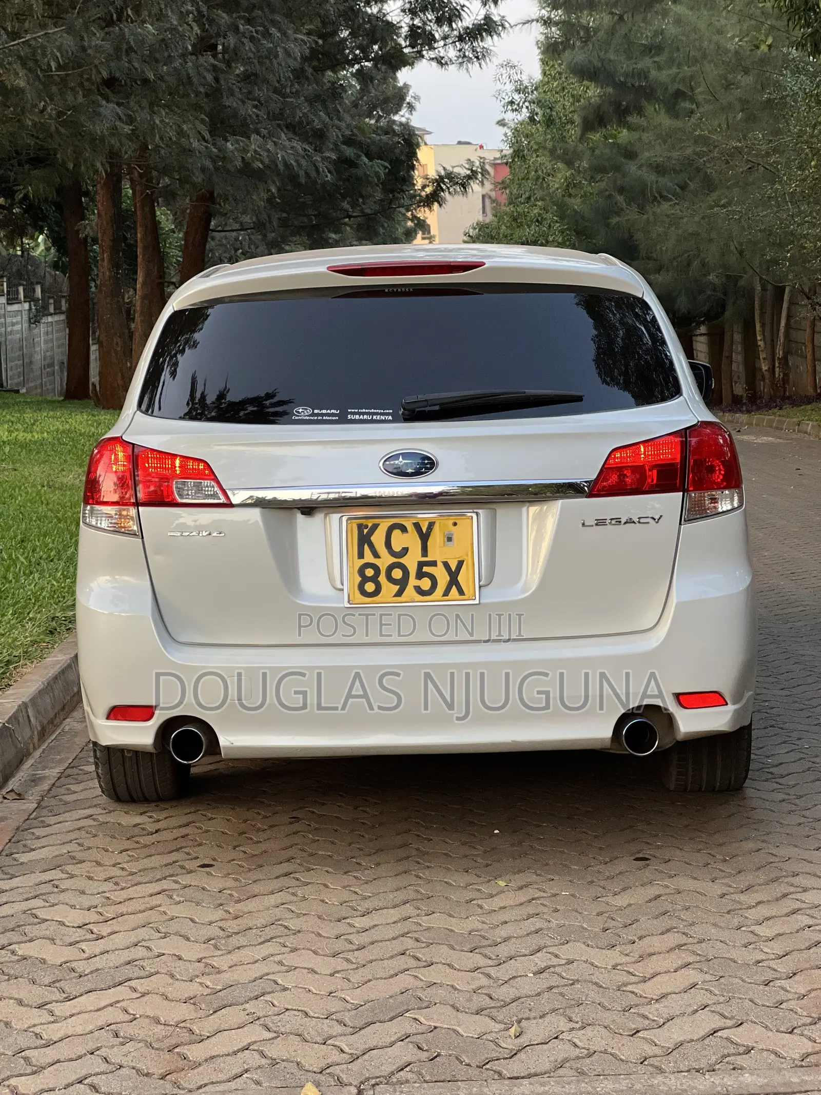 Subaru Legacy 2.5i Limited 2013 White
