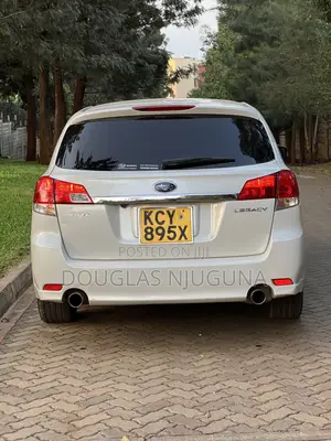 Subaru Legacy 2.5i Limited 2013 White