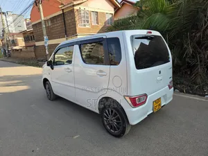 Suzuki Wagon R 2020 White
