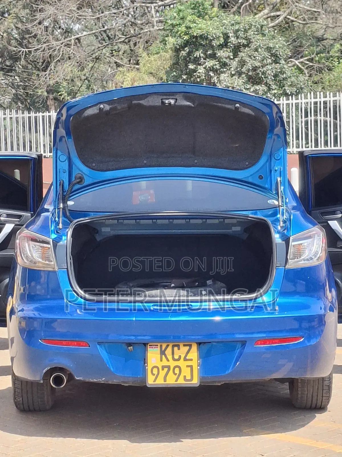 Mazda Axela 2013 Blue