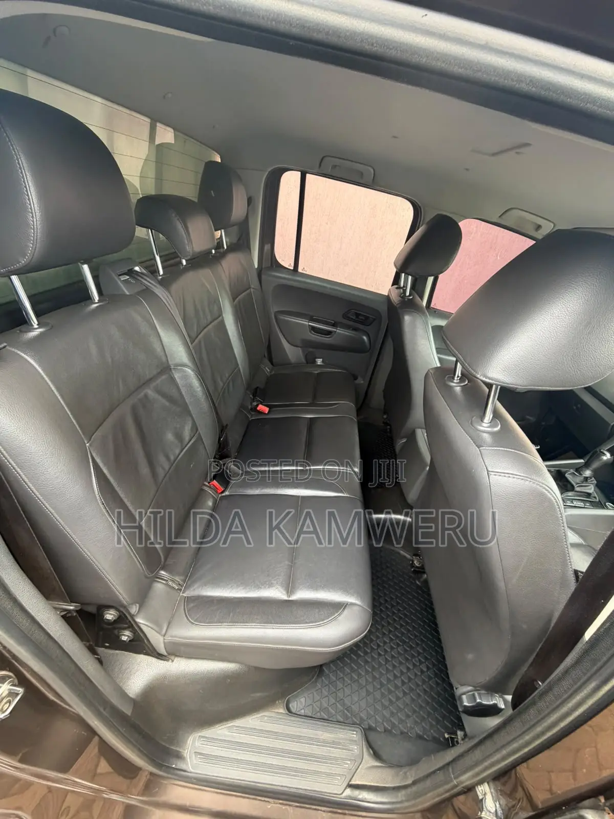 Volkswagen Amarok 2012 Brown