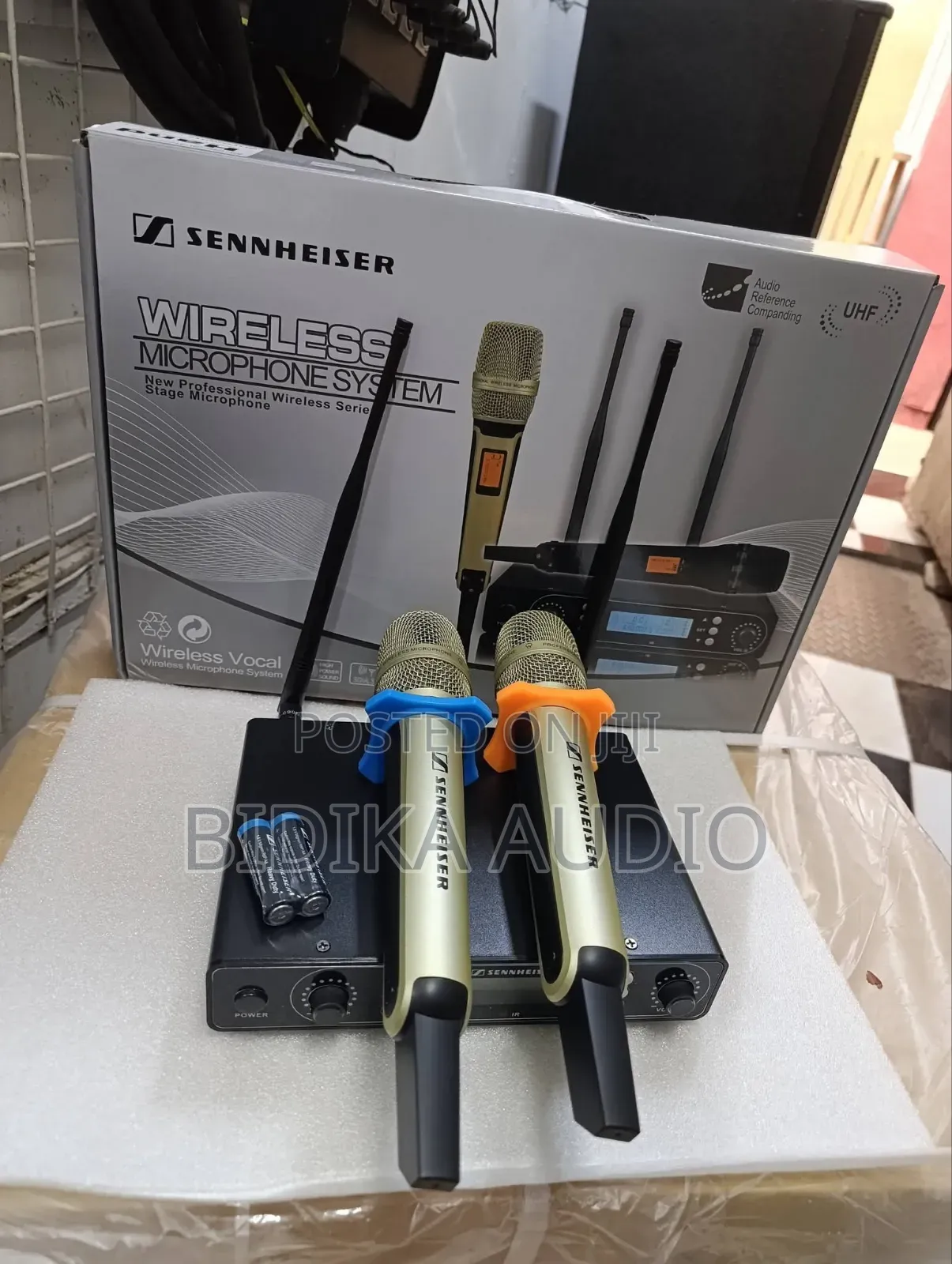 Sennheiser SKM 9000 Replica Dual-Channel UHF Wireless Microphone