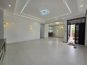 4bdrm House in Mugutha, Kamakis for sale