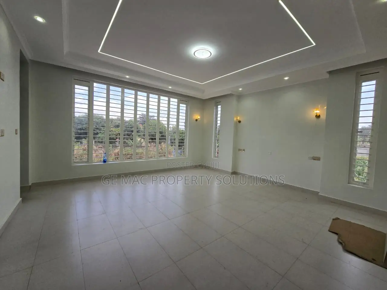 4bdrm House in Mugutha, Kamakis for sale