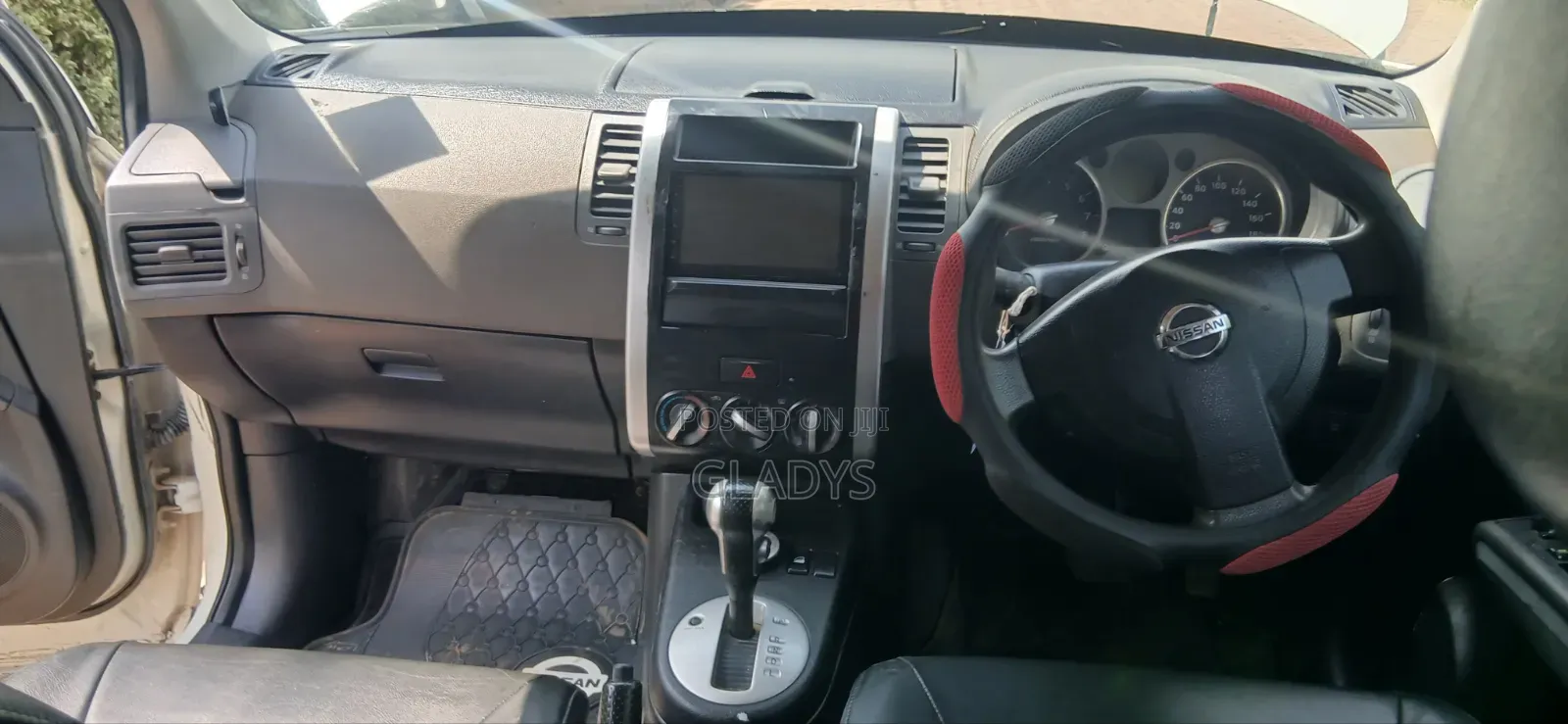 Nissan X-Trail 2012