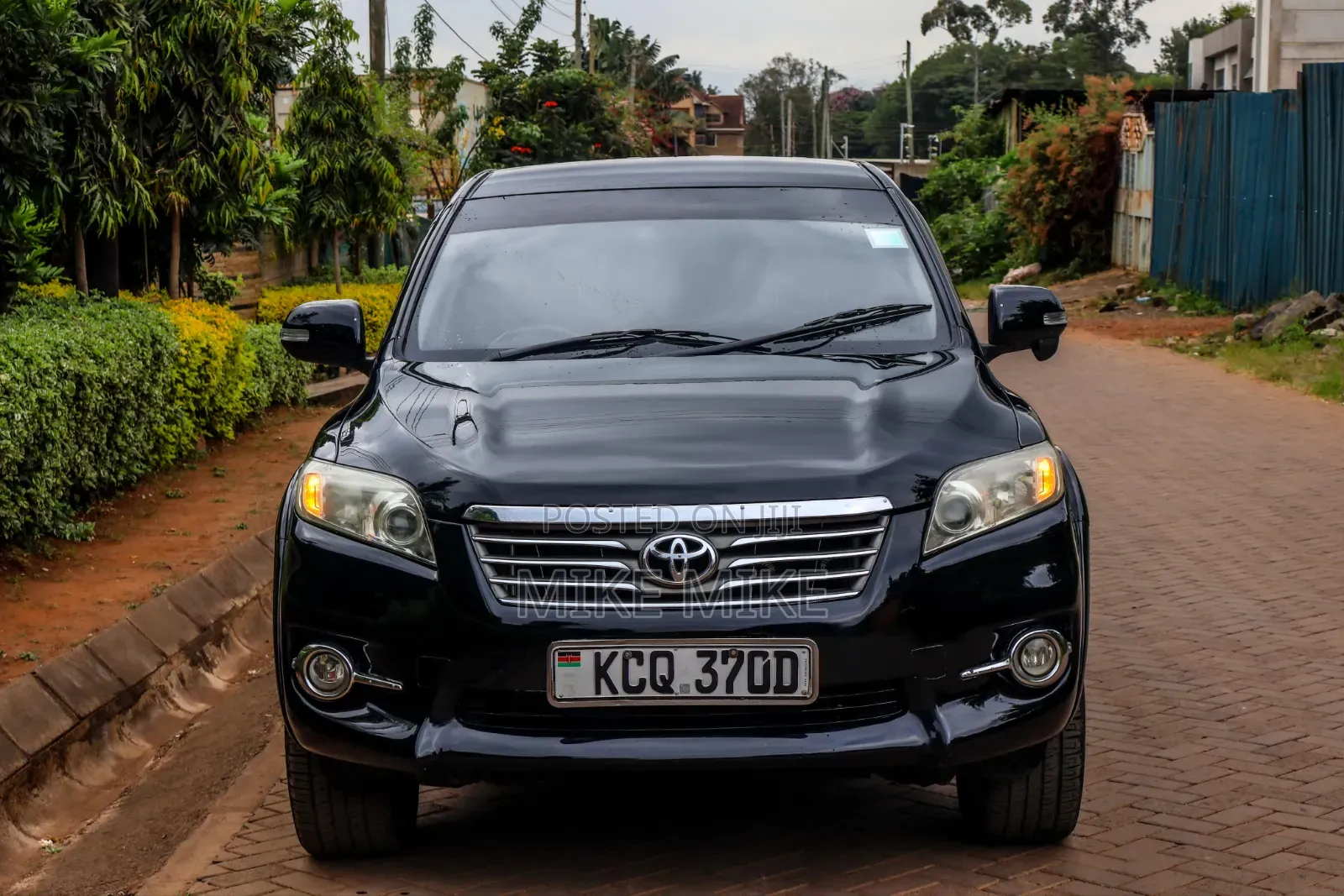 Toyota Vanguard 2011