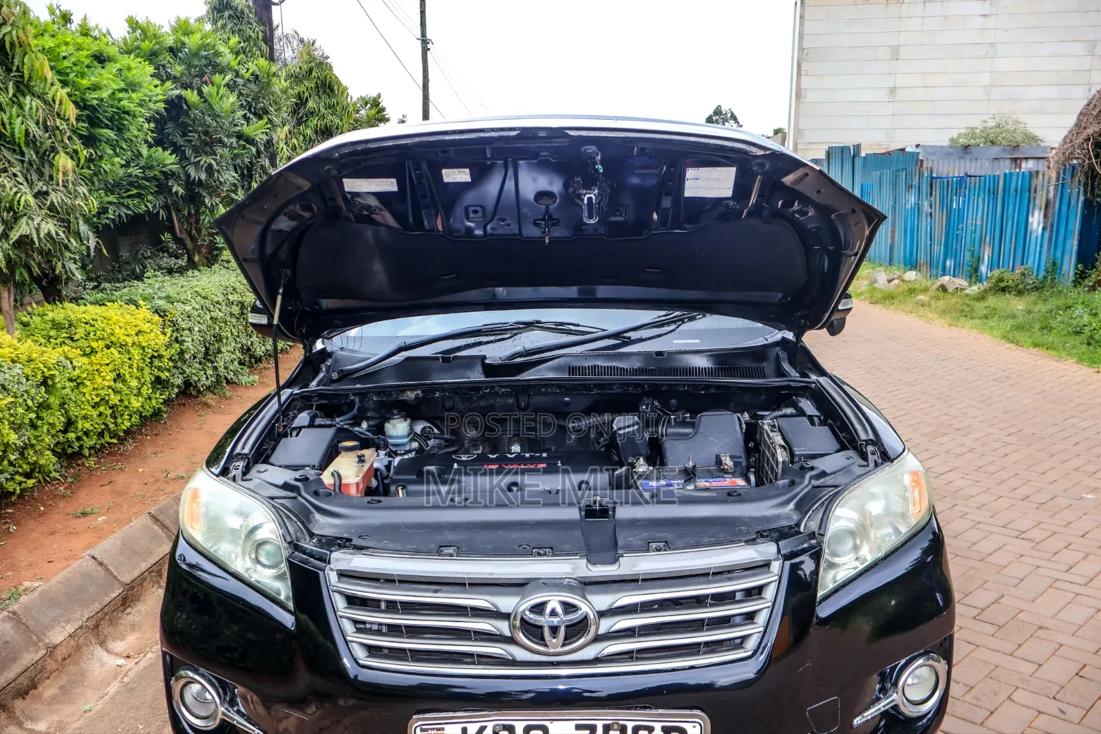 Toyota Vanguard 2011