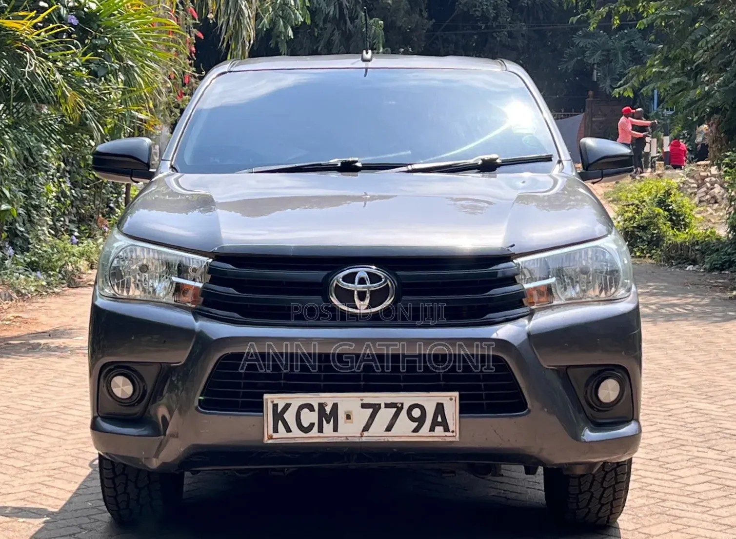 Toyota Hilux 2017 Gray