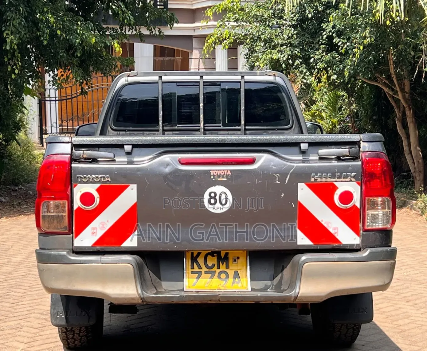 Toyota Hilux 2017 Gray