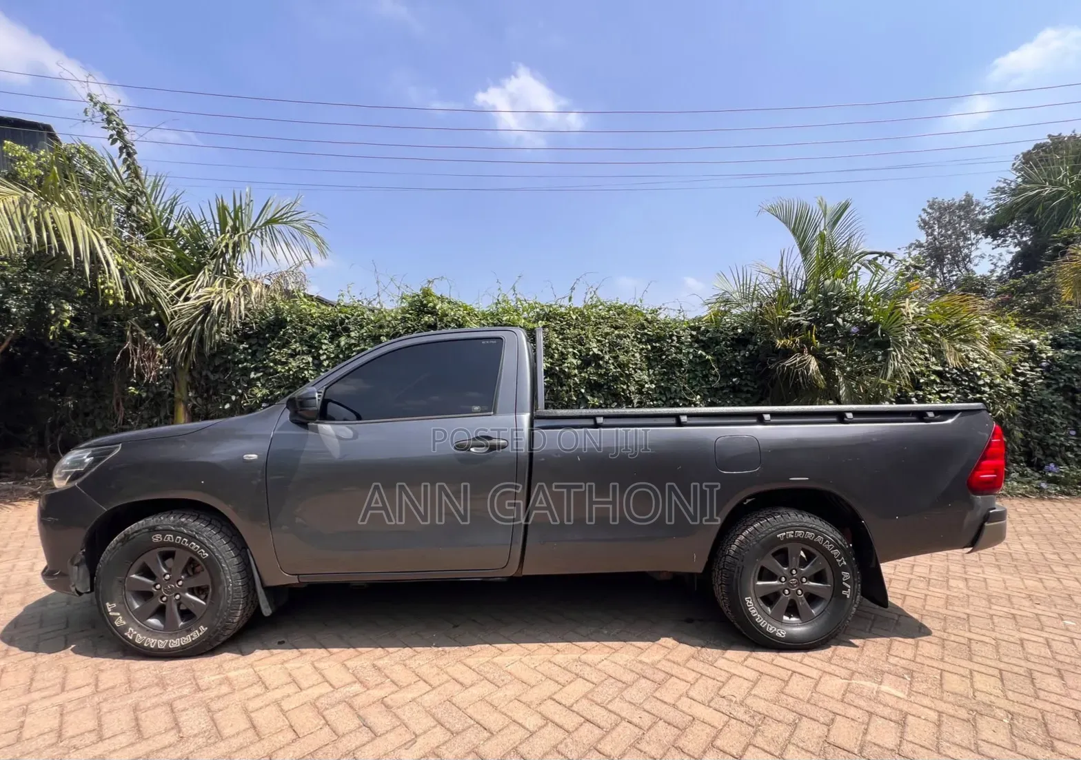 Toyota Hilux 2017 Gray