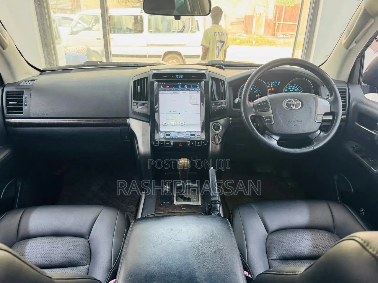 Toyota Land Cruiser 2010 Black