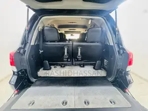 Toyota Land Cruiser 2010 Black