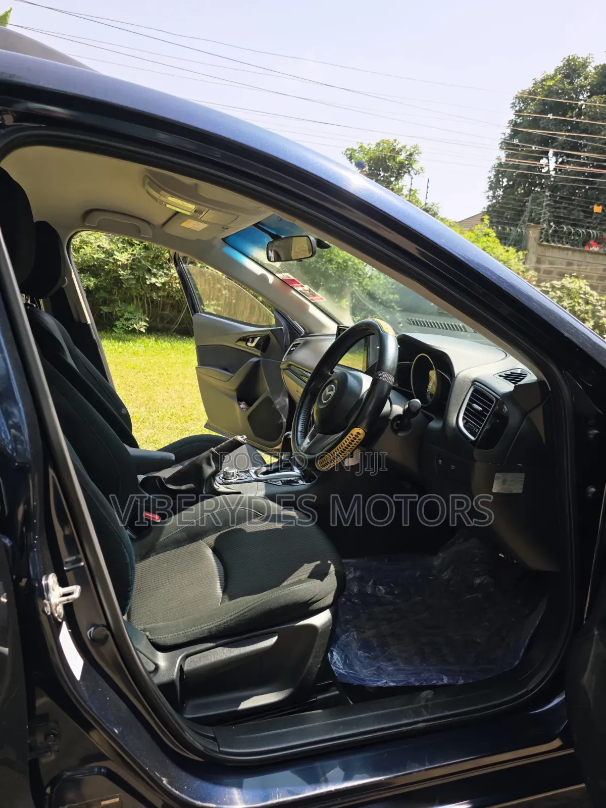 Mazda Axela 2015