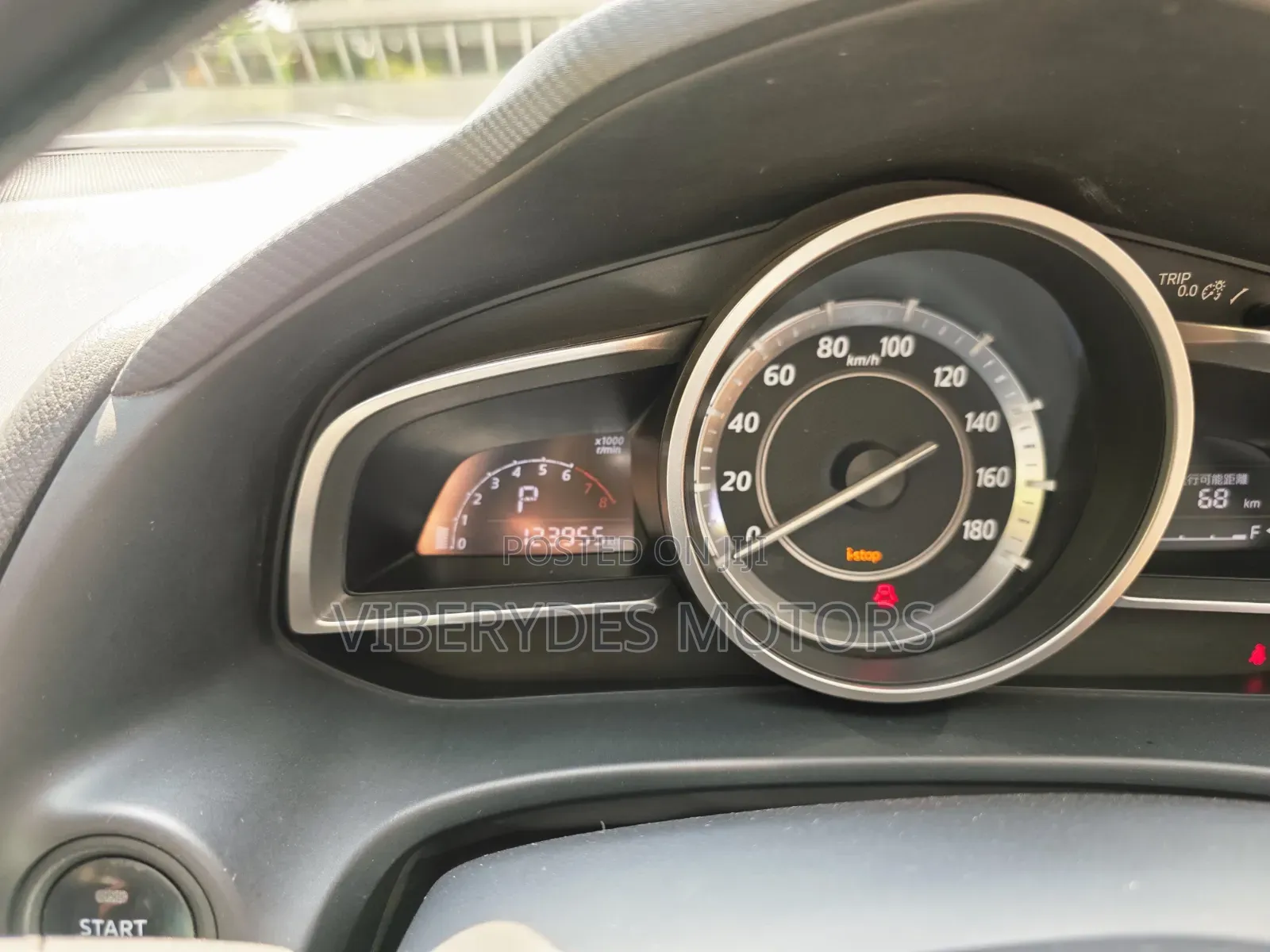 Mazda Axela 2015