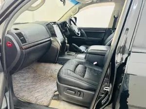 Toyota Land Cruiser 2010 Black