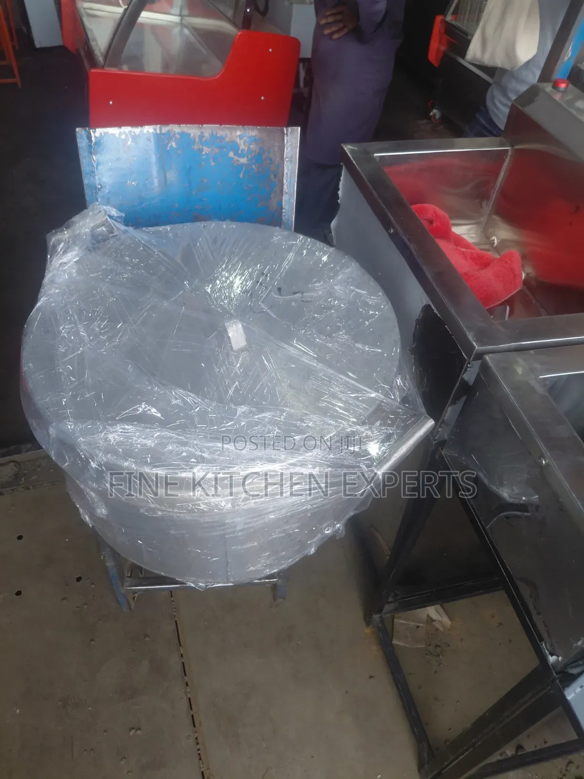 Stainless Steel Commercial Sufuria.