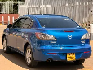 Mazda Axela 2013 Blue