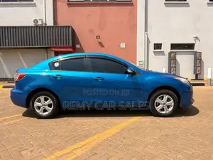Mazda Axela 2013 Blue