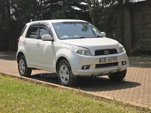 Toyota Rush 2008 White