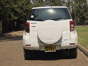Toyota Rush 2008 White