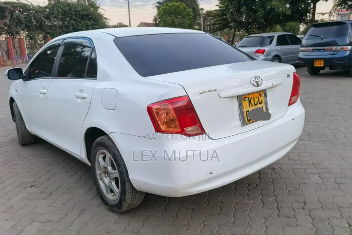 Toyota Axio 2007 White